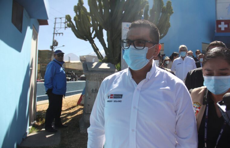 Ministro de Trabajo llama a la unidad política durante visita a Arequipa