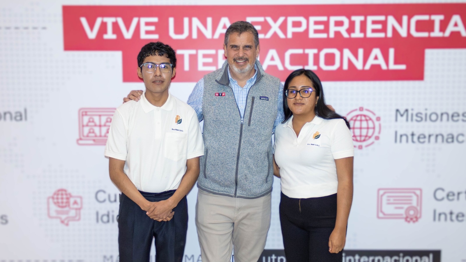 Estudiantes de UTP viajarán a Dartmouth College tras ganar concurso nacional con proyecto de ladrillos ecológicos
