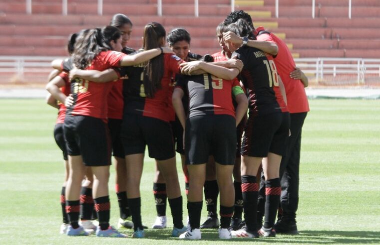 FBC Melgar ante Cristal en el Torneo Apertura Femenino