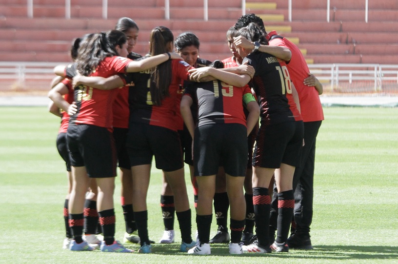 FBC Melgar ante Cristal en el Torneo Apertura Femenino