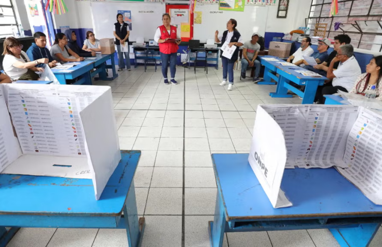 Minedu suspende clases en más de 10 mil colegios por la segunda vuelta electoral