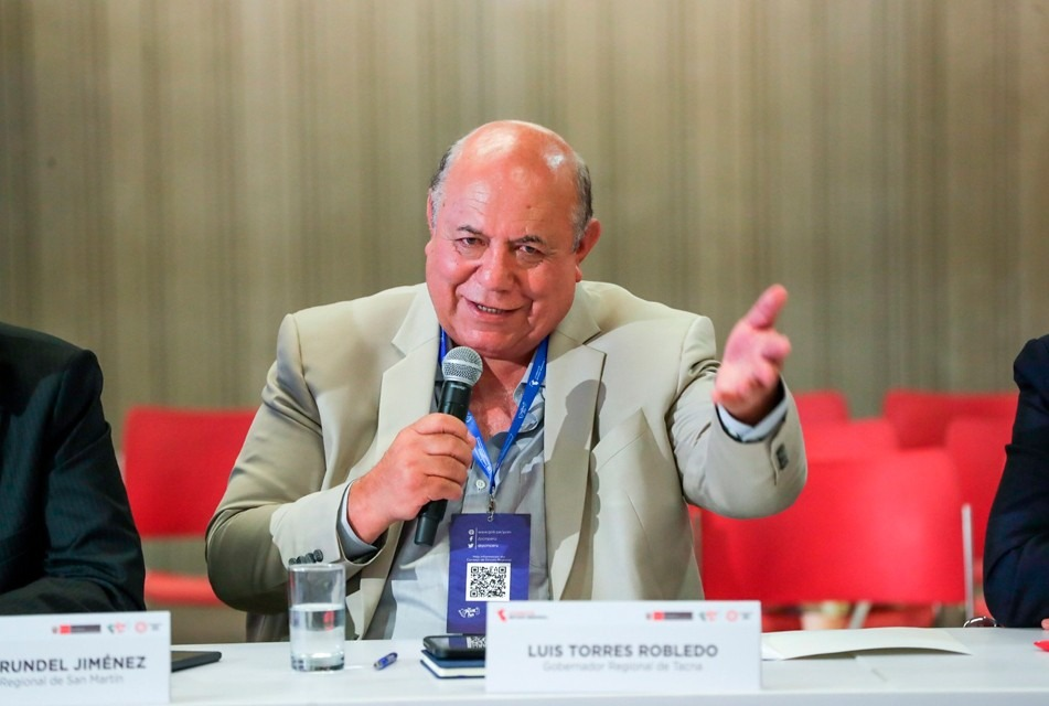 Gobernador de Tacna niega afectación territorial a Moquegua por límites