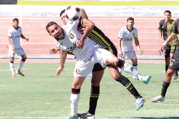 FBC Melgar no hizo goles y decepcionó a sus hinchas