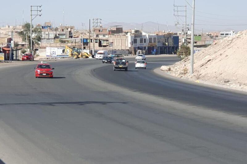 GRA busca destrabar autopista Arequipa-La Joya en reunión con presidente Balcázar