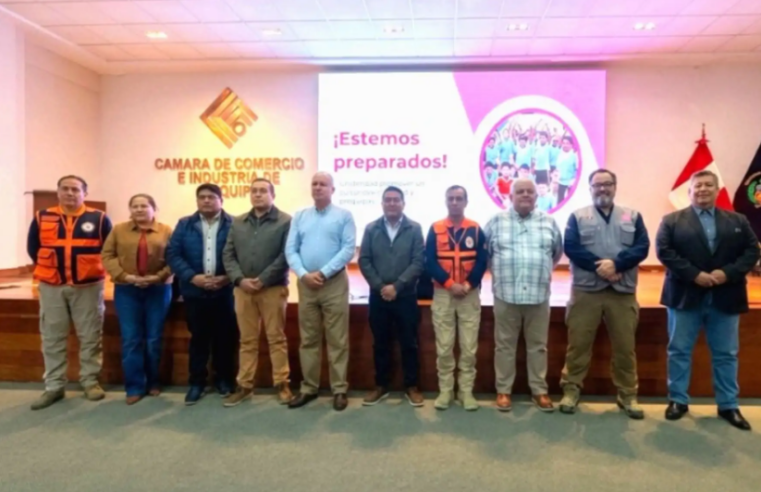 Preparan a más de 30 mil escolares de Arequipa para actuar ante desastres