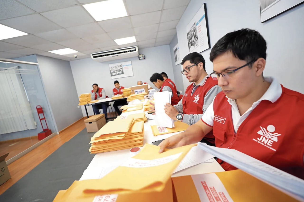 Cierre de listas definirá mapa electoral en Arequipa