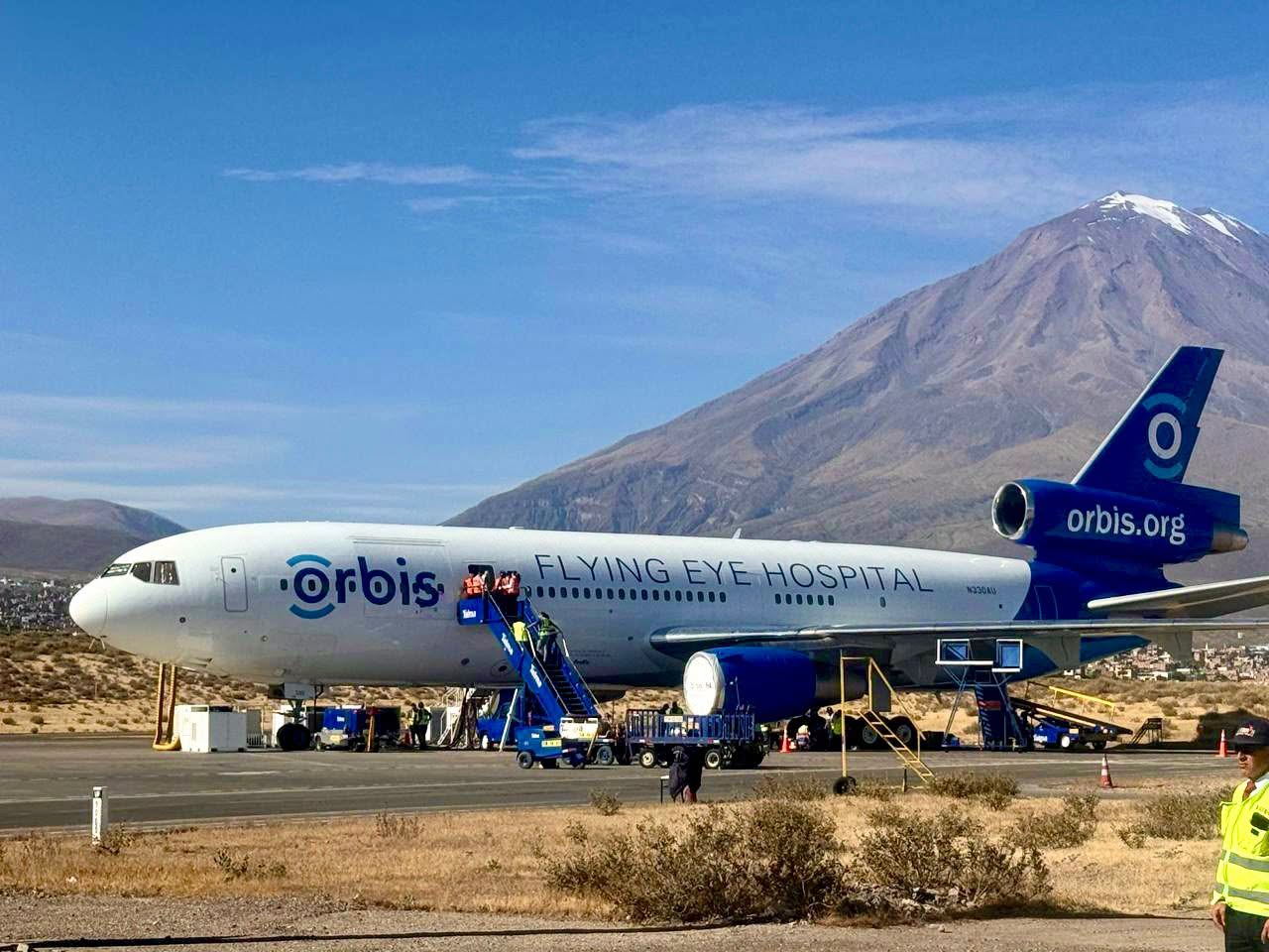 Hospital Ocular Volador de Orbis llega a Arequipa para realizar cirugías y capacitar
