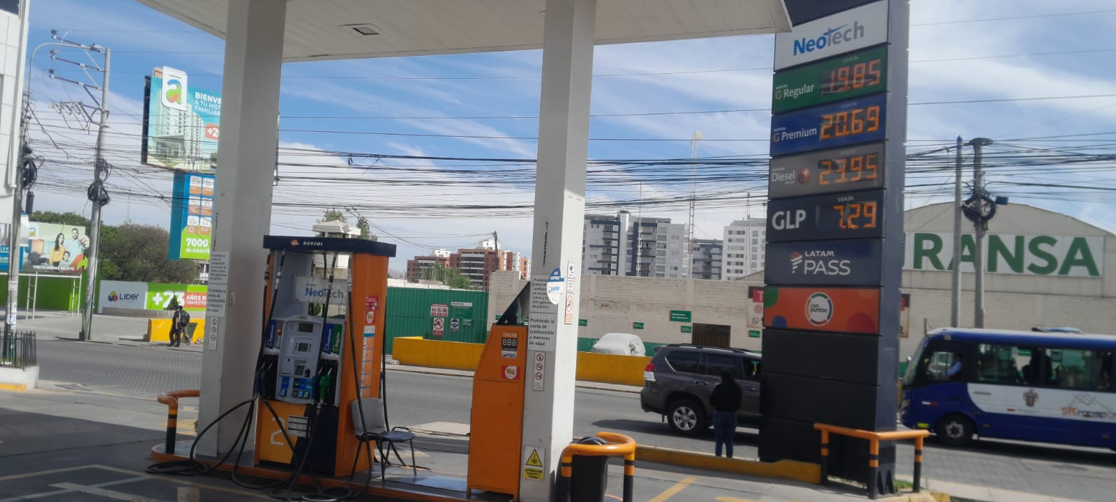 Gasolina podría bajar hasta 15 soles en Arequipa