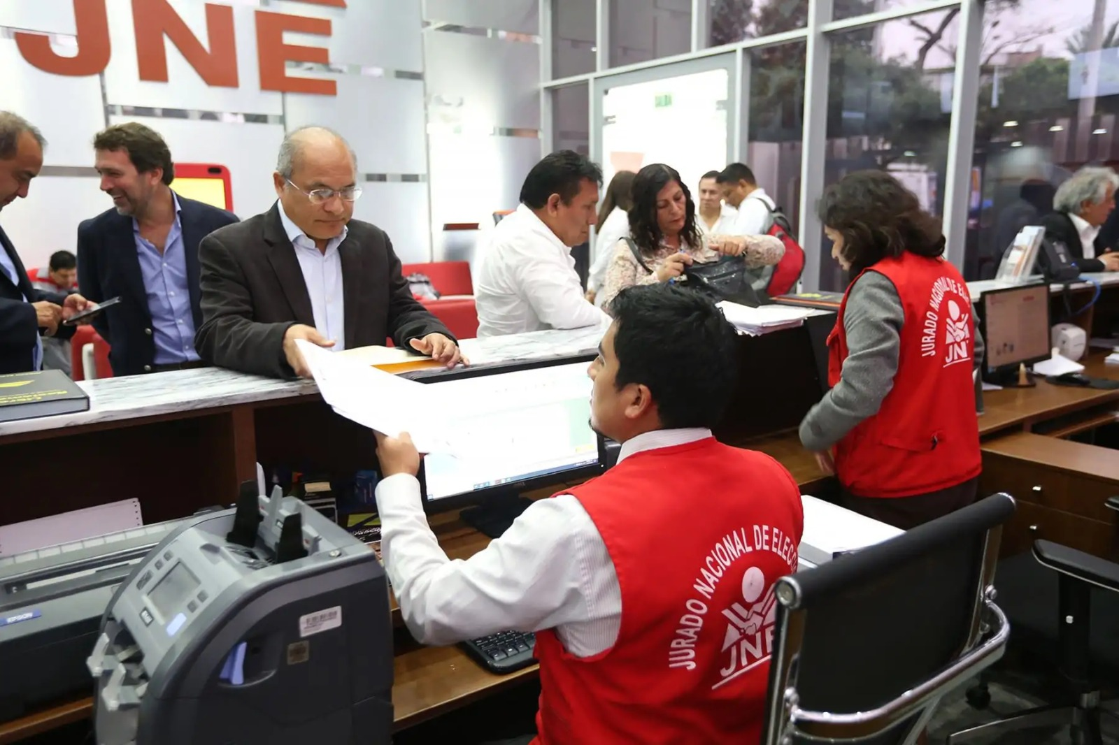 JNE amplía plazo para inscripción de listas de las ERM 2026