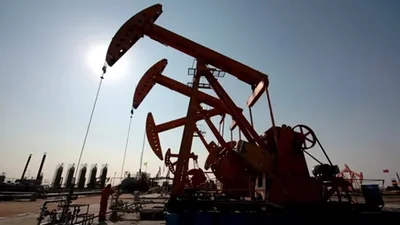 El petróleo cae y el Brent baja de los 80 dólares tras acuerdo EE.UU. e Irán