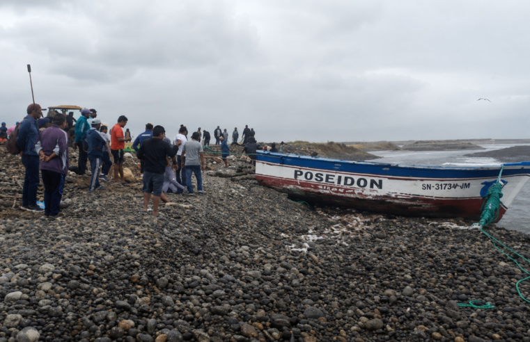 Naufragio dejó dos pescadores desaparecidos en Camaná