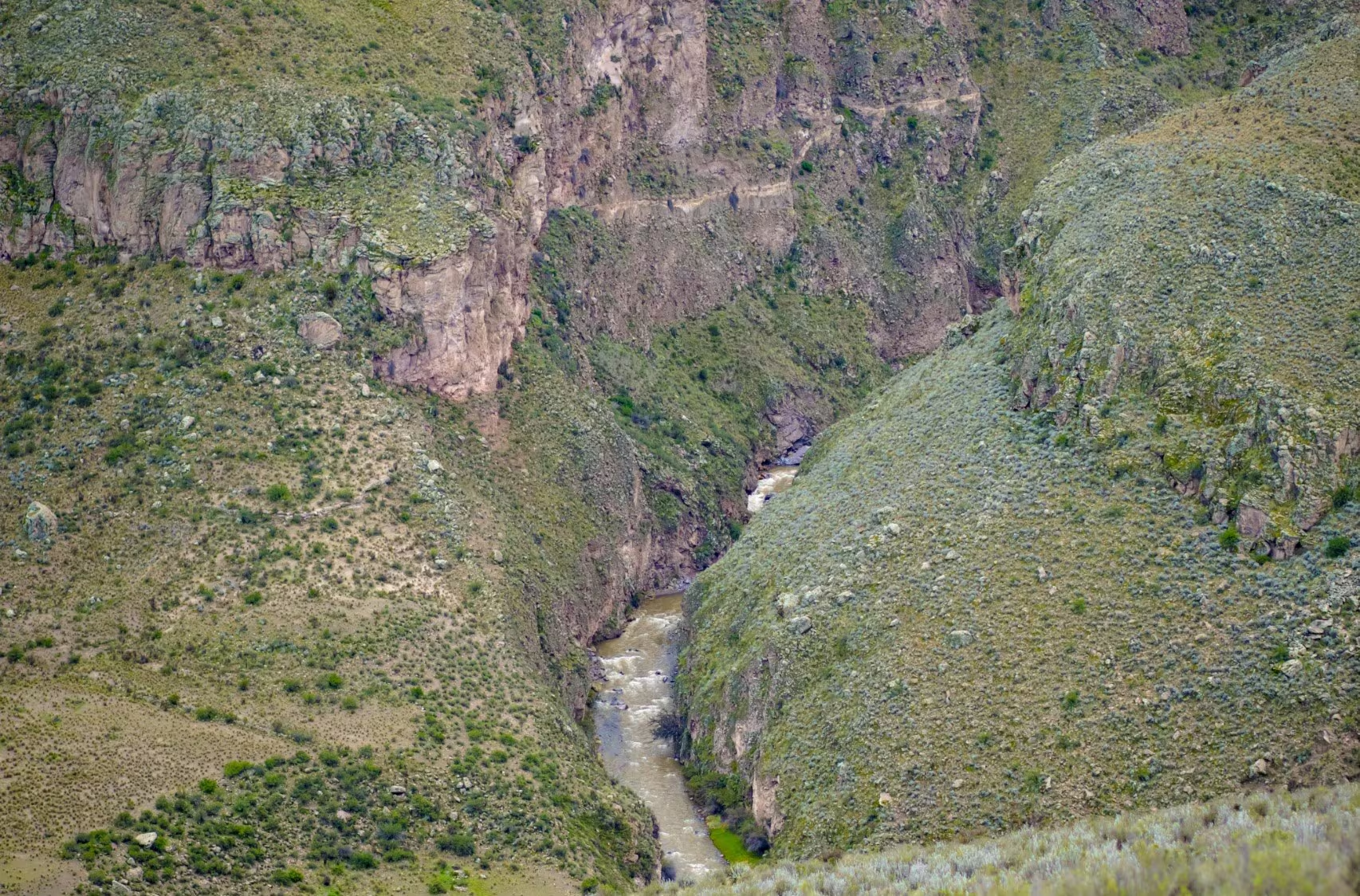 GRA tardó 18 meses en aprobar expediente de represa Casa Blanca en Yura