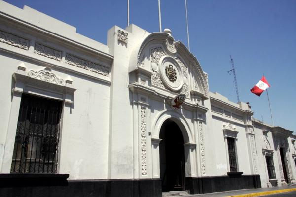 Detectan carencias en funcionamiento de prefecturas y subprefecturas de Arequipa