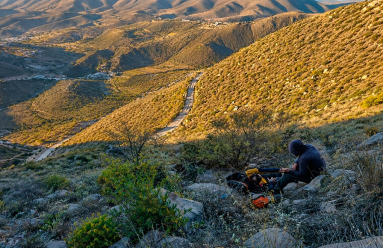 Parapentista murió tras caer en cerro de Mollebaya