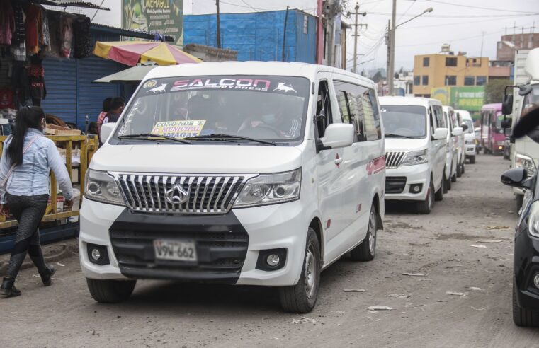 Muchos pasajeros de los conos afirman poder pagar hasta 3 soles en transporte