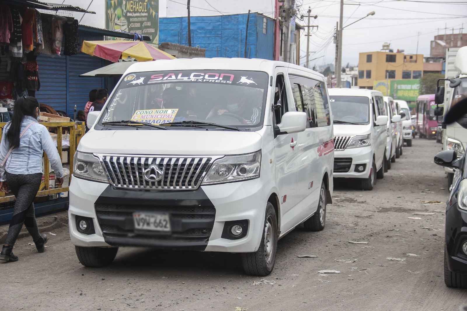 Muchos pasajeros de los conos afirman poder pagar hasta 3 soles en transporte