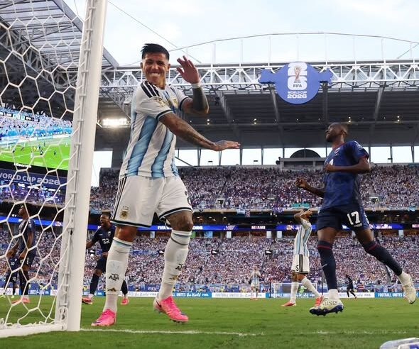 Argentina y Colombia se meten entre los ocho mejores del Mundial