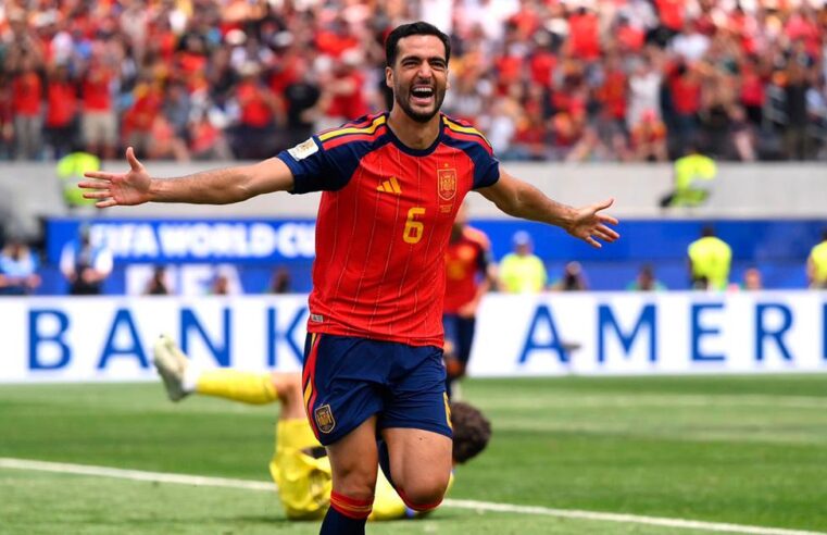 España clasificó a semifinales en los minutos finales