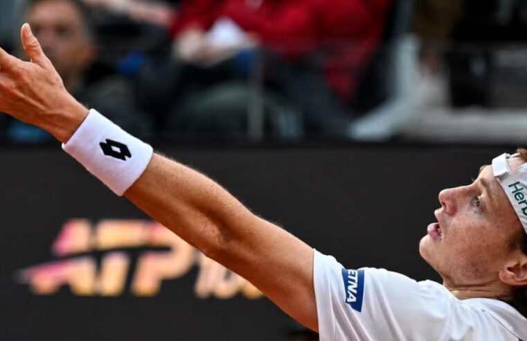 Ignacio Buse remontó y se metió a cuartos de final en Austria