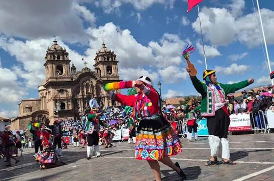 Cinco destinos para descubrir la grandeza del Perú durante el feriado
