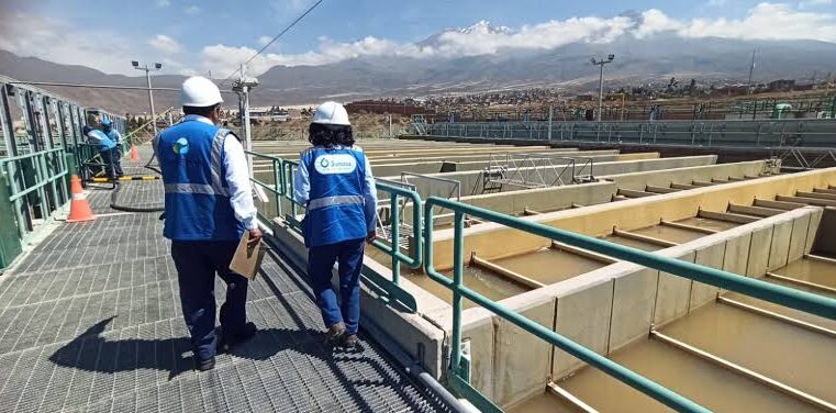 Desabastecimiento de agua persiste en cuatro distritos de Arequipa.