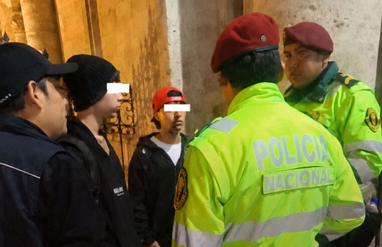 Intervienen a dos adolescentes por pintas en Centro Histórico