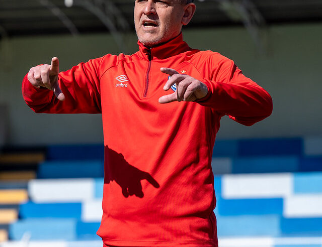 Un año de sanción al entrenador de Cienciano, Horacio Melgarejo