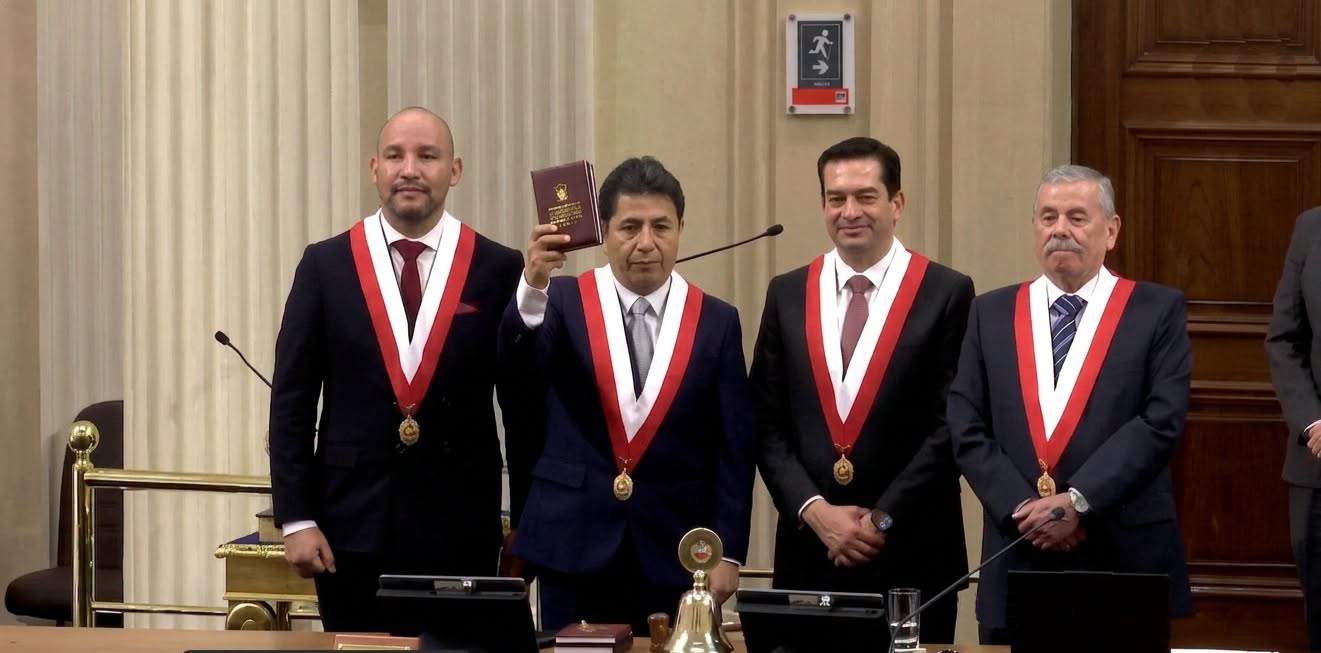 Senador y seis diputados por Arequipa juraron para periodo legislativo 2026-2031