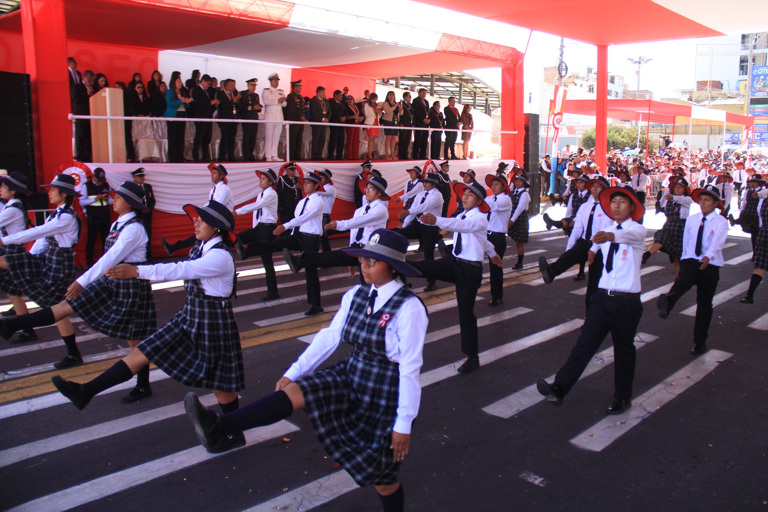 “Solo deben participar en desfiles los escolares con vacuna contra sarampión”