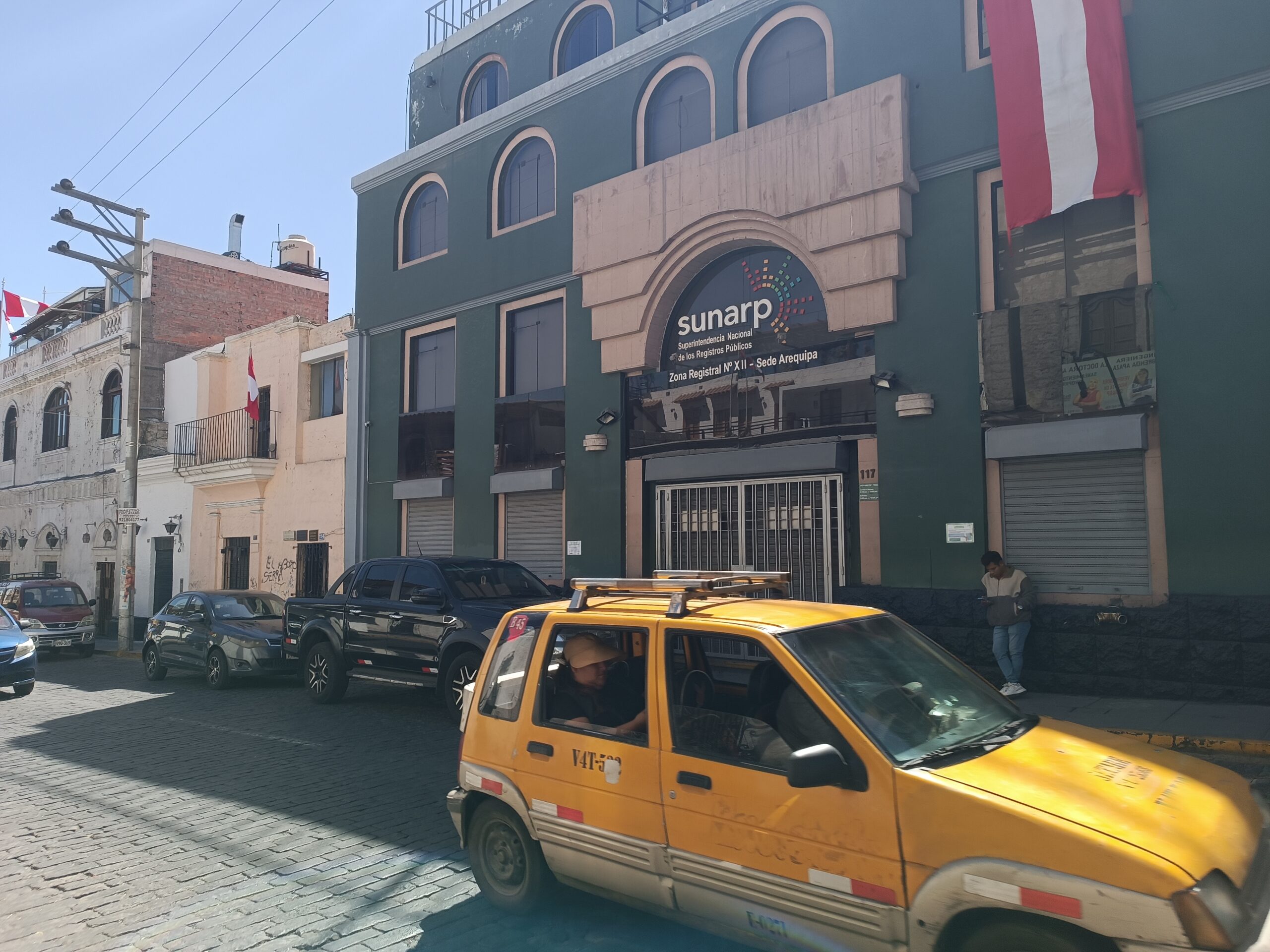 Feriado deja cerradas las principales entidades públicas y retrasa trámites ciudadanos