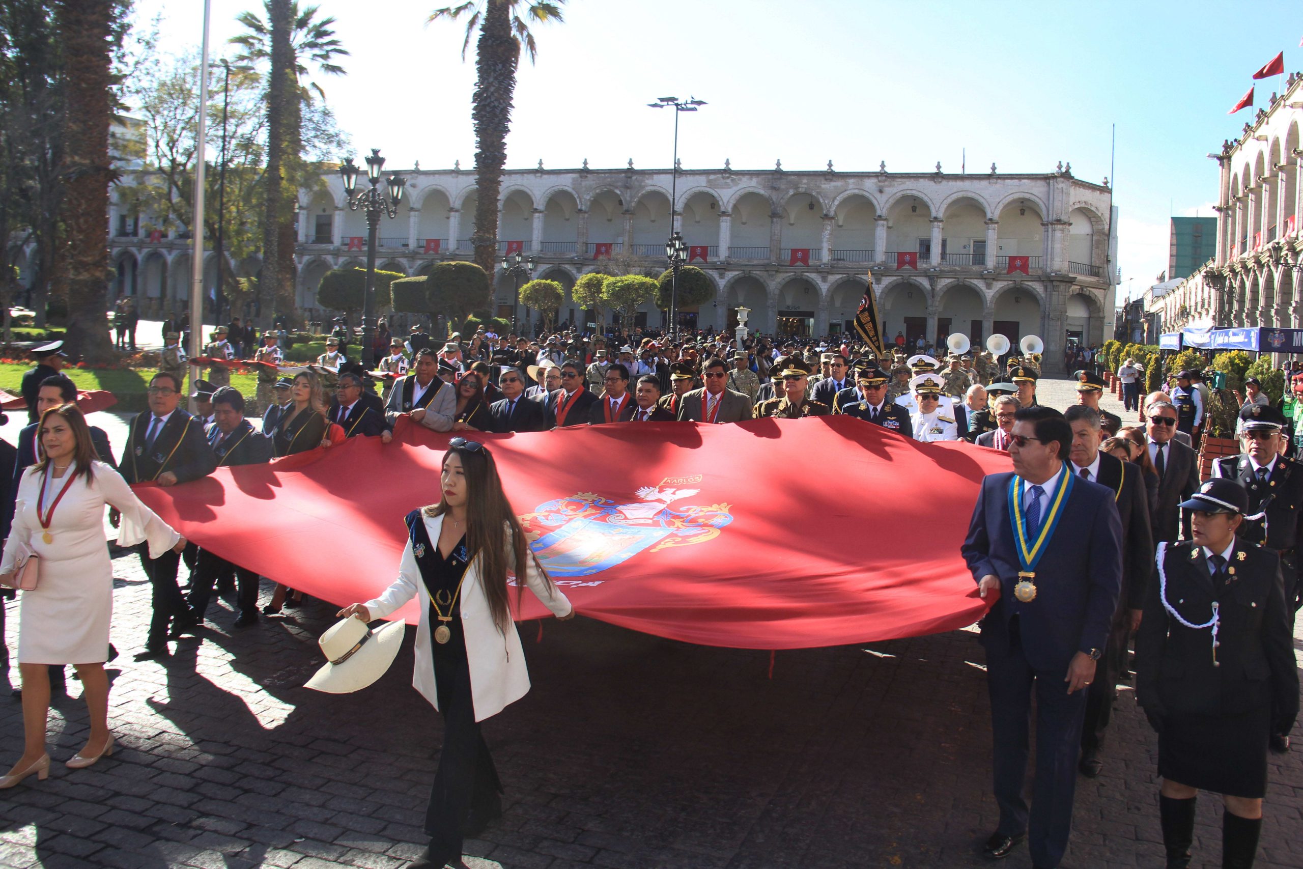 Arequipa inicia su mes aniversario con actividades cívicas, culturales y tradicionales
