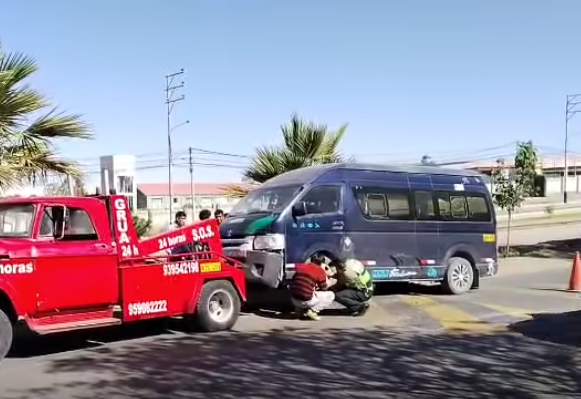 Cinco pasajeros resultan heridos tras accidente de combi informal en Cerro Colorado