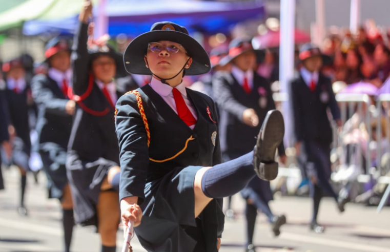 Desfiles escolares refuerzan el civismo necesario para construir un mejor Perú