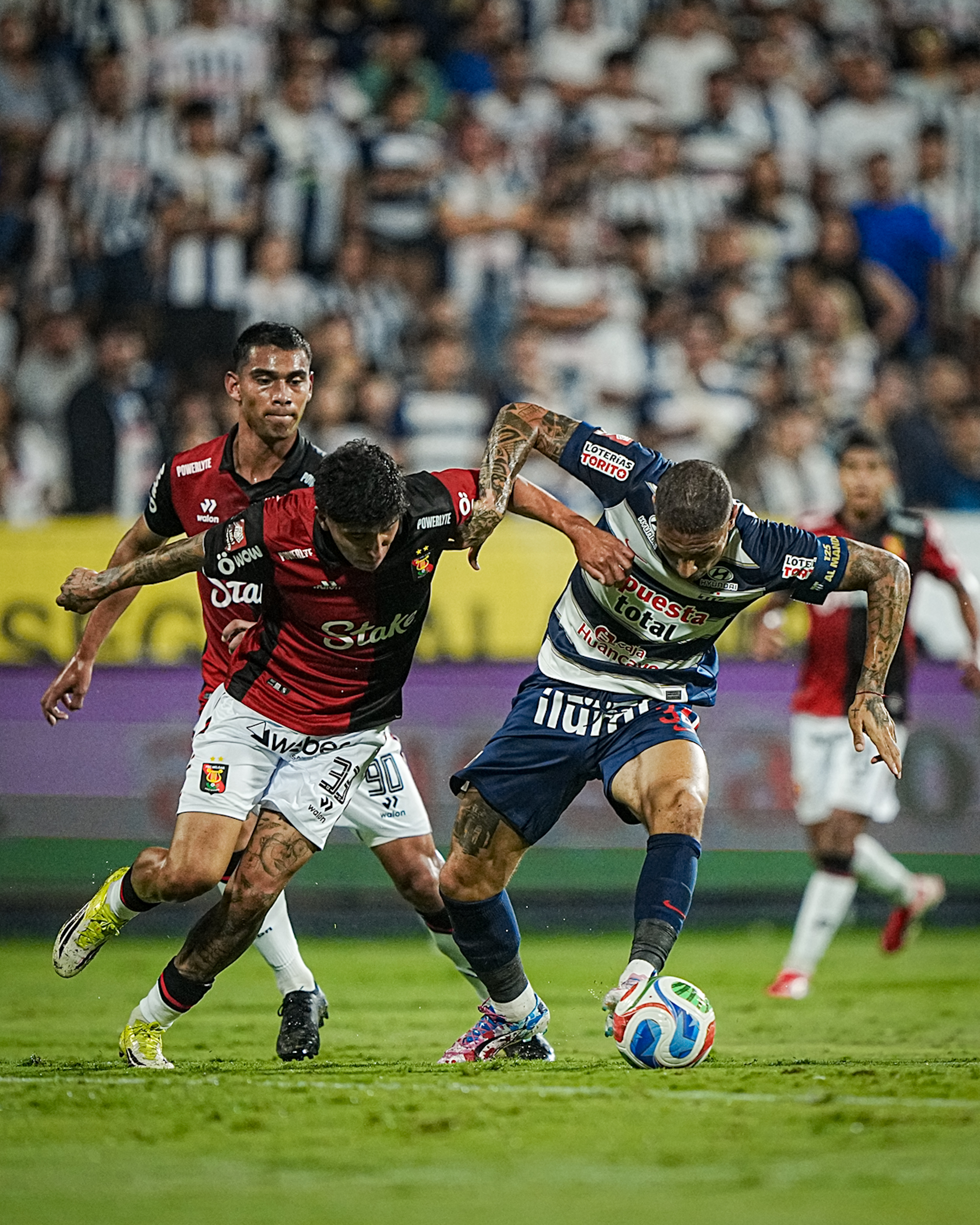 El FBC Melgar empató 5-5 en un global de amistoso ante Alianza Lima