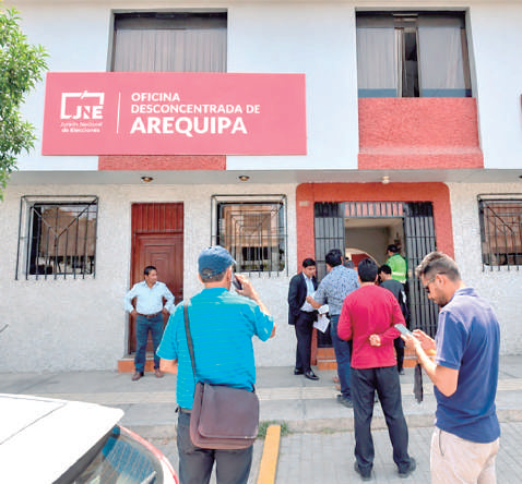 Trece listas inadmisibles en cinco distritos más poblados de Arequipa