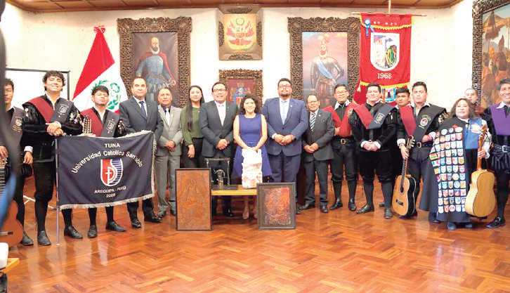 Más de 80 artesanos competirán por 486 aniversario de Arequipa