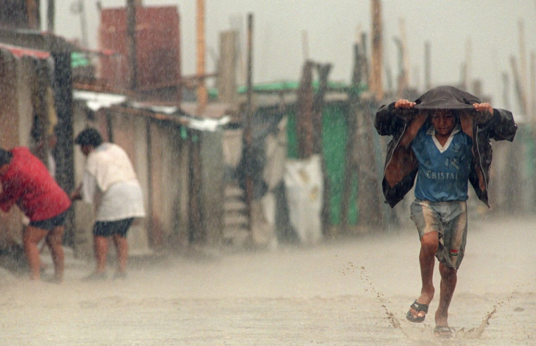 El Niño Costero podría alcanzar intensidad extraordinaria y extender lluvias a regiones