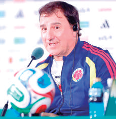 Néstor Lorenzo renovó como entrenador de Colombia