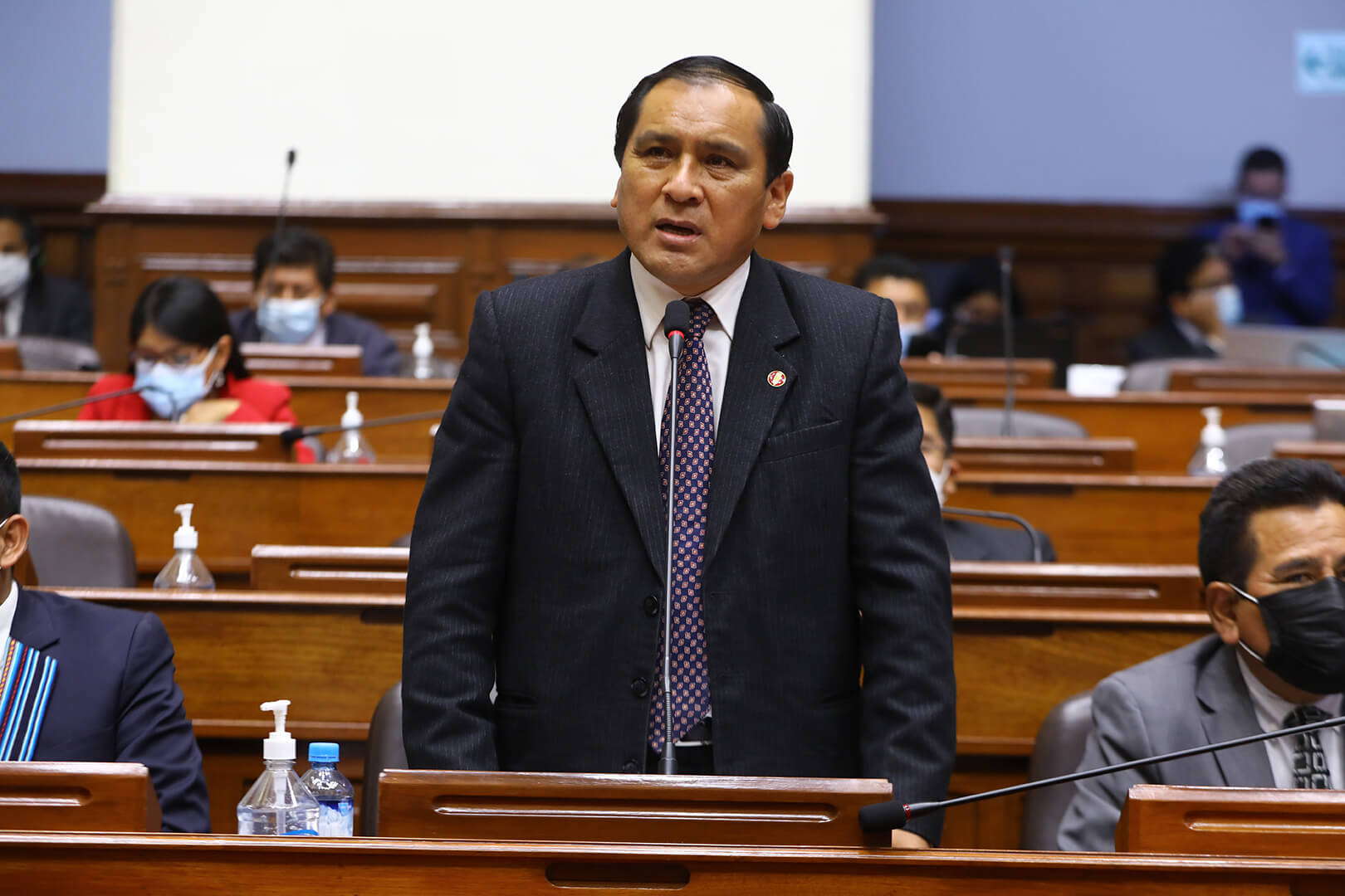 Ejecutivo oficializa designación de Flavio Cruz como ministro de Trabajo