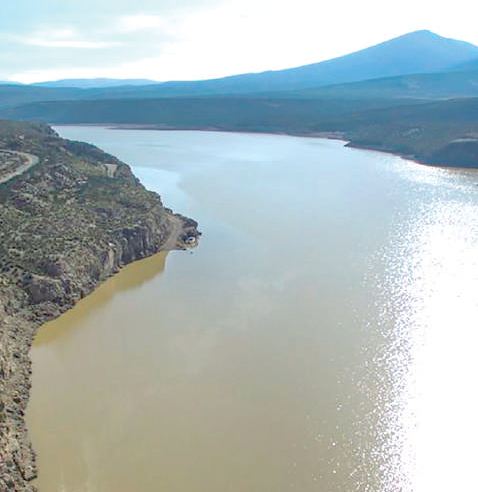 Décadas de sedimentación comprometen utilidad de represa del Chili Regulado