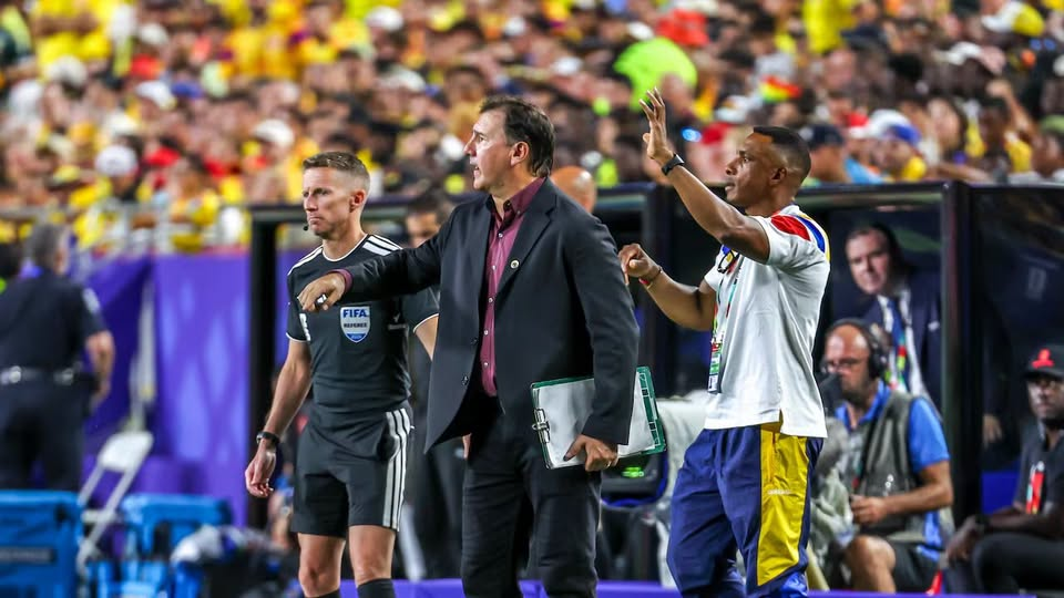 ExDT de Melgar Néstor Lorenzo continuará al frente a Colombia