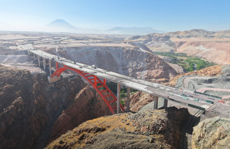 Detectan riesgo estructural del puente Arequipa–La Joya antes de inauguración