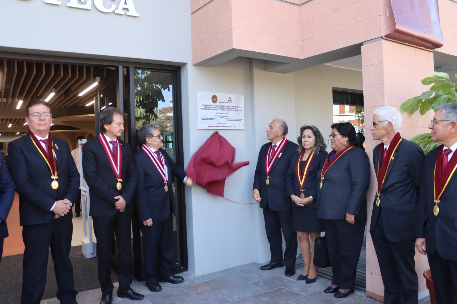 UNSA entrega renovada Biblioteca de Biomédicas