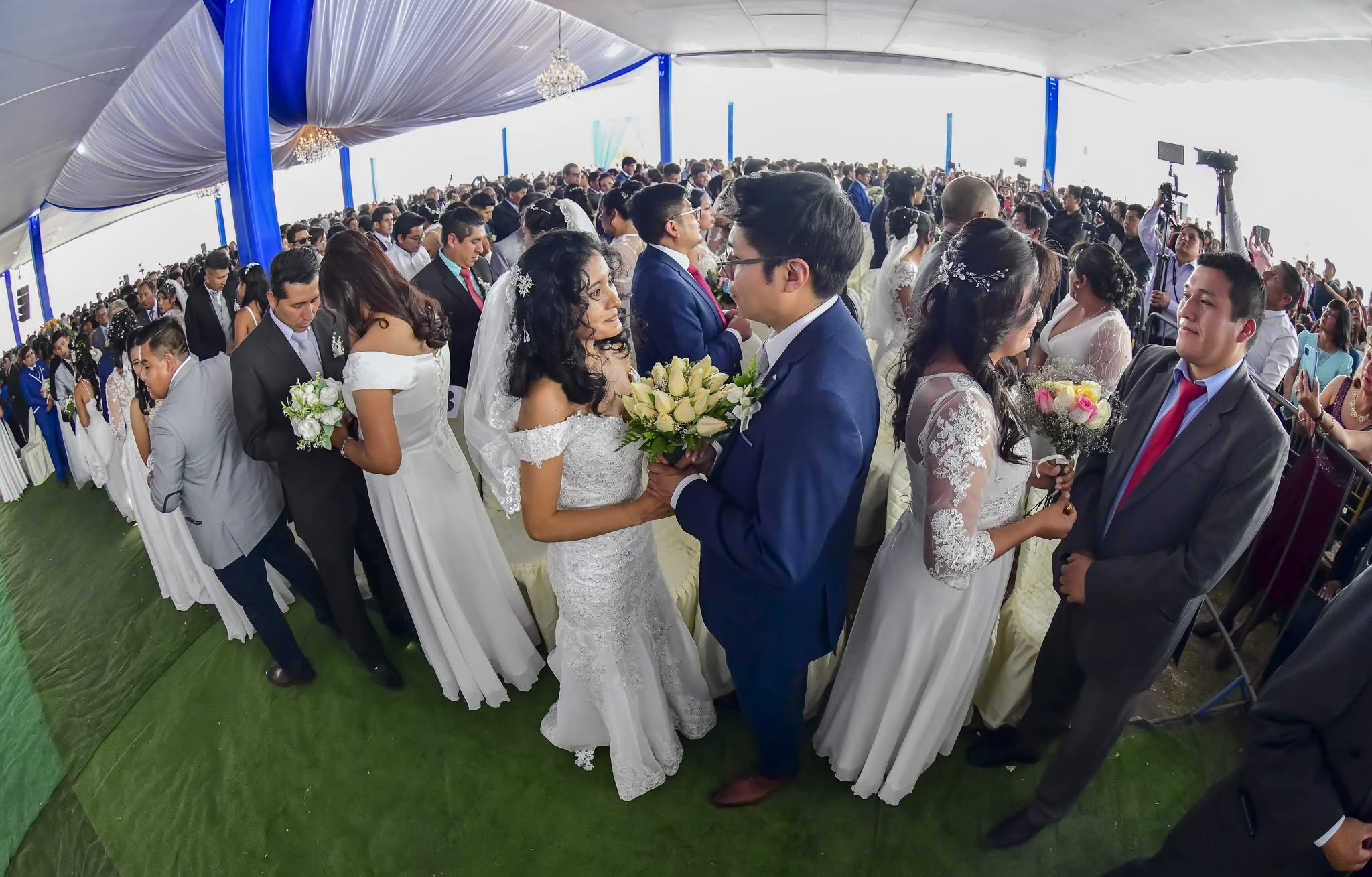 Esperan más de 200 parejas en matrimonio comunitario