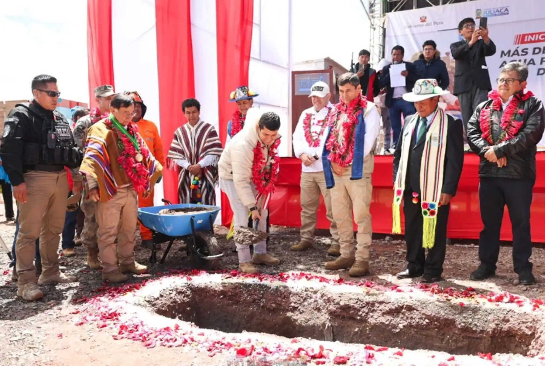 Inician construcción de moderna planta de agua potable para Juliaca