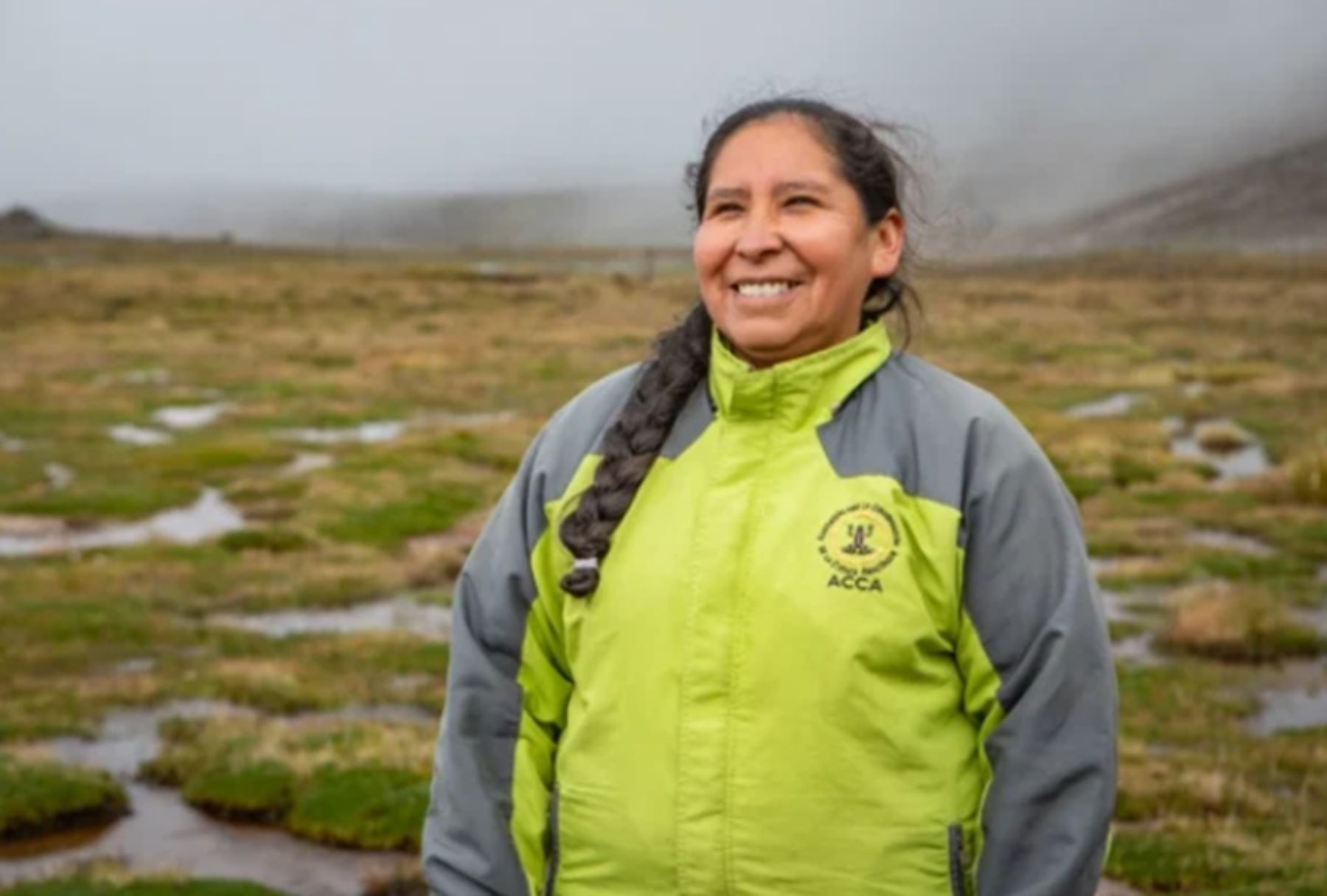 Bióloga cusqueña recibe reconocimiento de National Geographic por labor ambiental