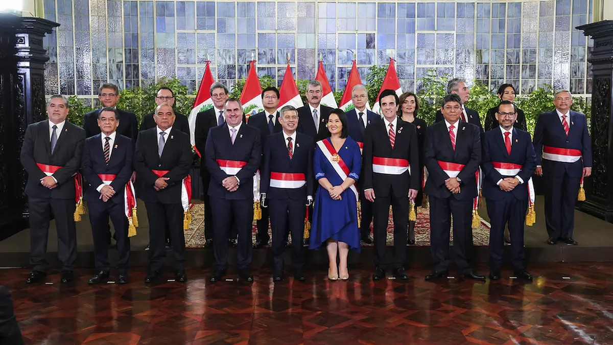 Juramentó el primer Gabinete Ministerial liderado por Luis Galarreta