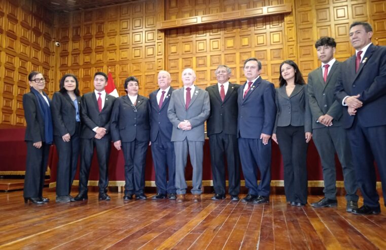 «Dirigiremos con honestidad y amor por la universidad»