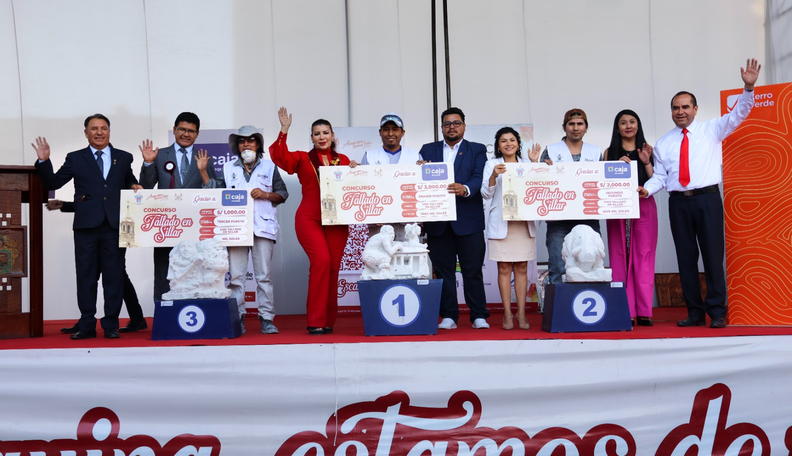 Arequipa corona a los maestros que dan vida a su tradición