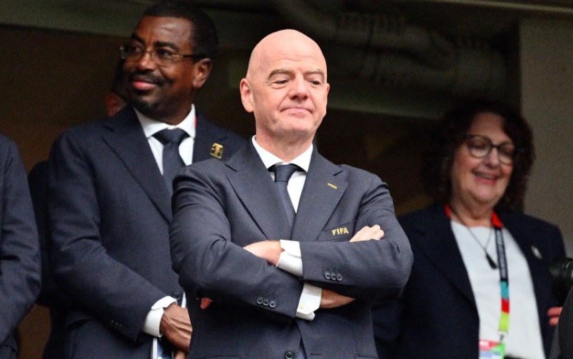 Asociación de Aficionados Europeos insiste en que Infantino deje la presidencia de la FIFA